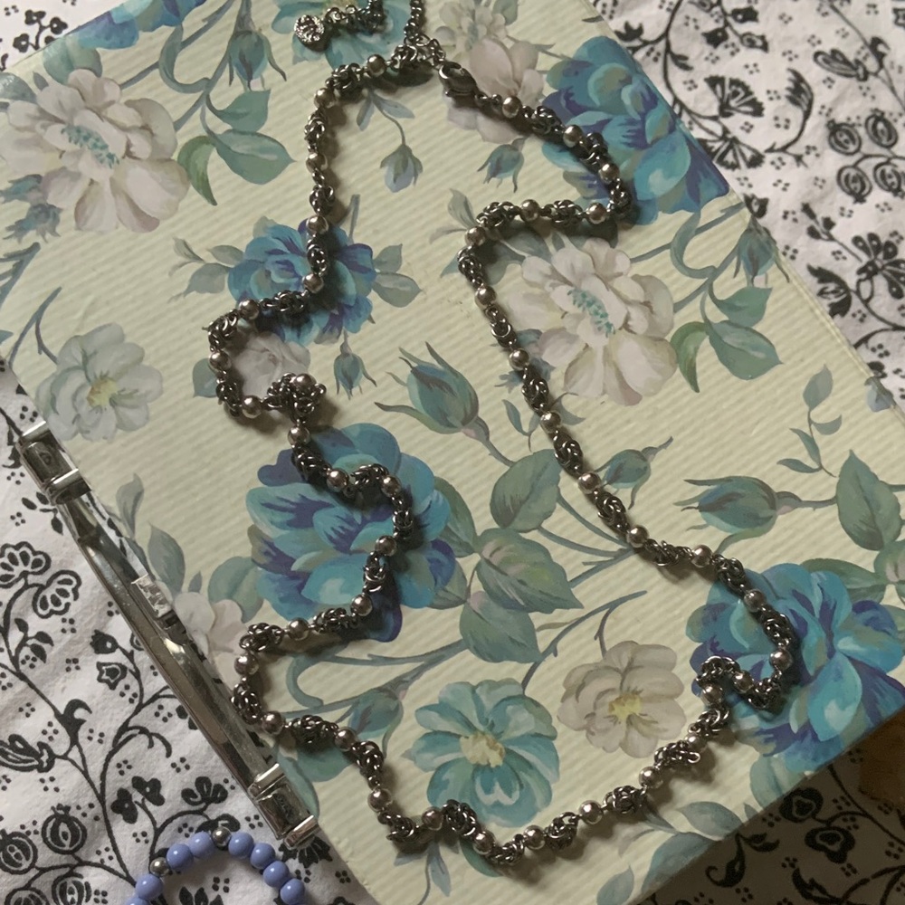 Sony Silver Beaded Necklace